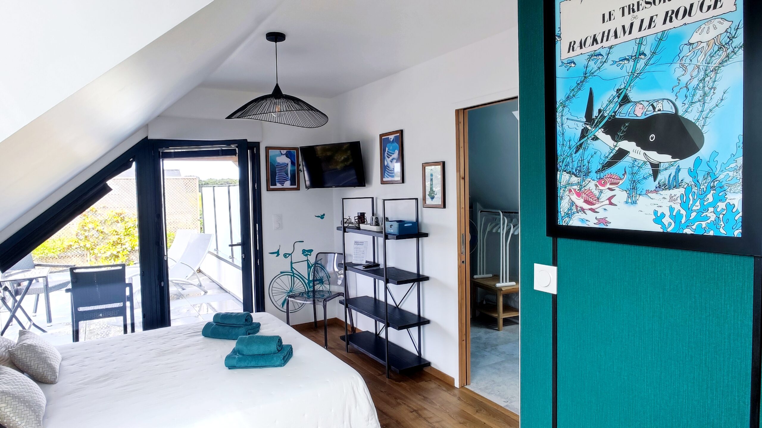 La chambre Ebène – Lumineuse avec terrasse et vue sur la campagne